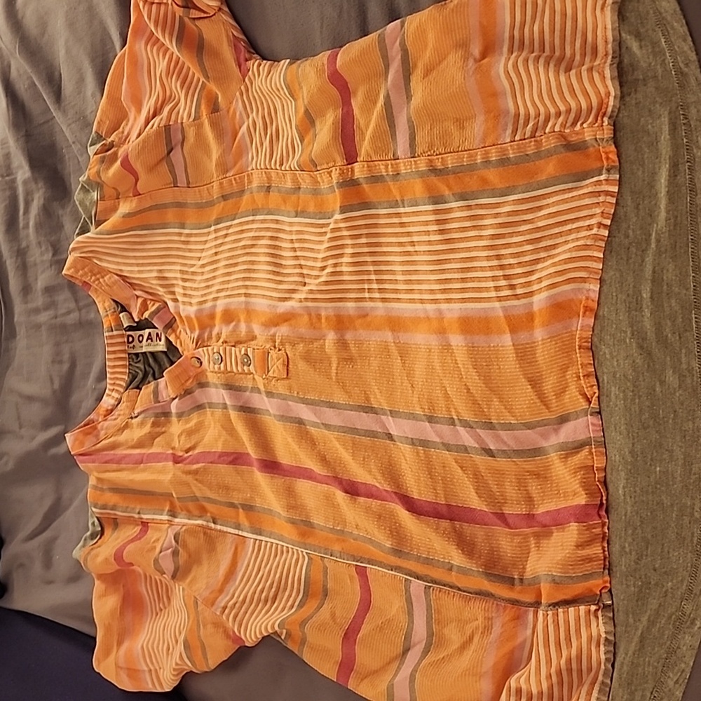 Dolan size small coral and grey short sleeve shirt
